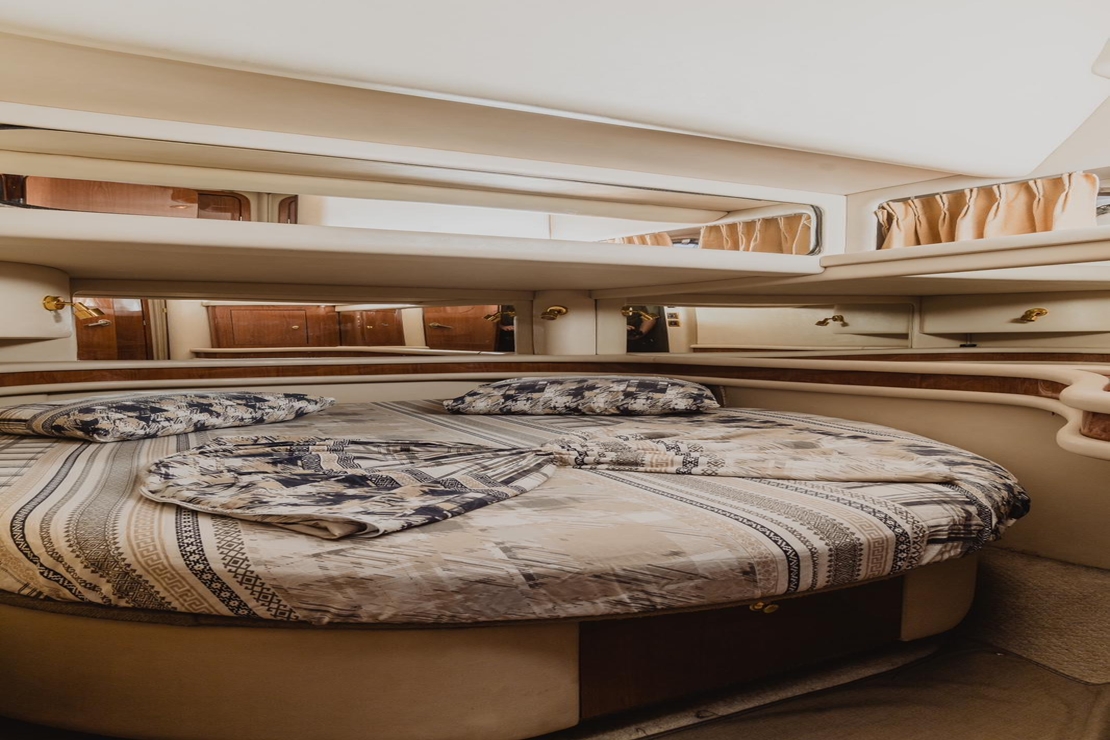 Alanya Yacht Rental 16m Sea Ray 480